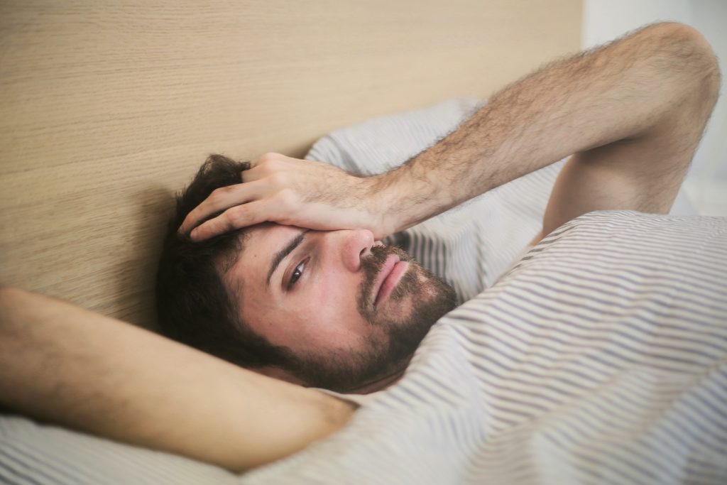 Quelles sont les atteintes associées aux troubles musculo-squelettiques ?