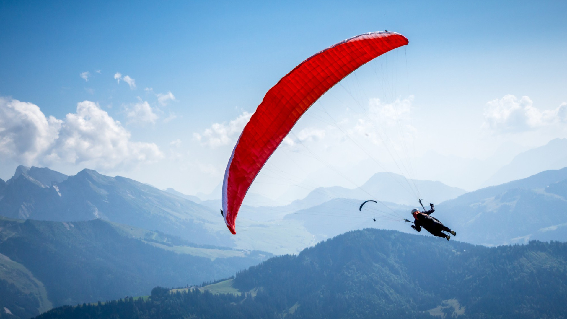 Pourquoi tenter l’expérience du parapente biplace dans les Alpes ?