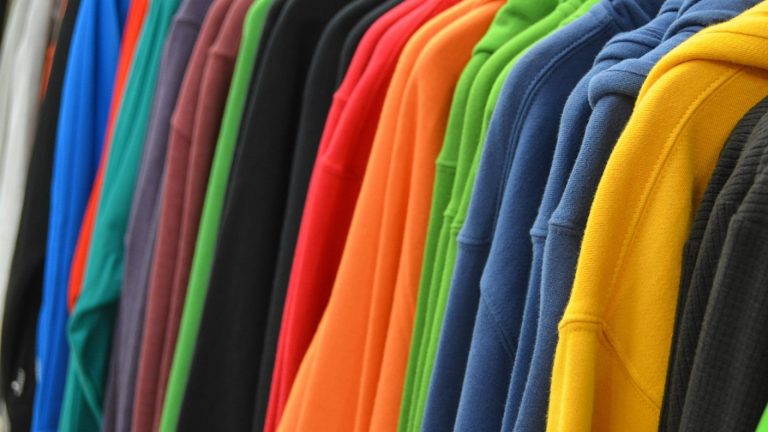 Comment expliquer le succès des sweats pour homme Teddy Smith ?
