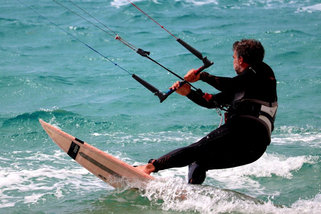 Kitesurf : l’un des meilleurs sports qui procurent le plus de sensations