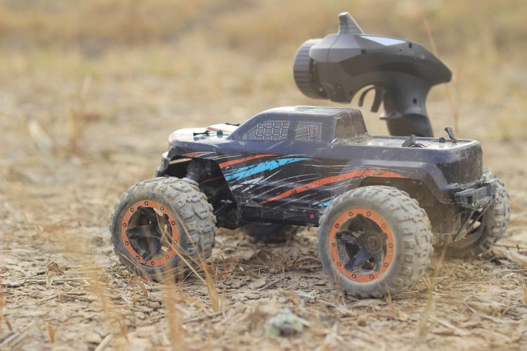 2 idées cadeaux à offrir absolument à un garçon passionné de technologie