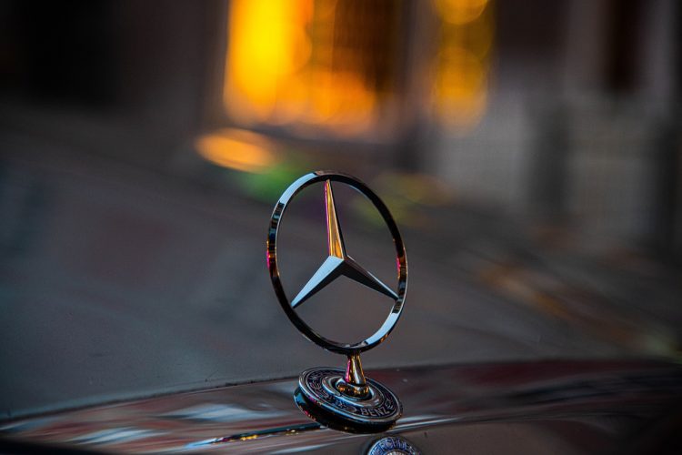 logo mercedes