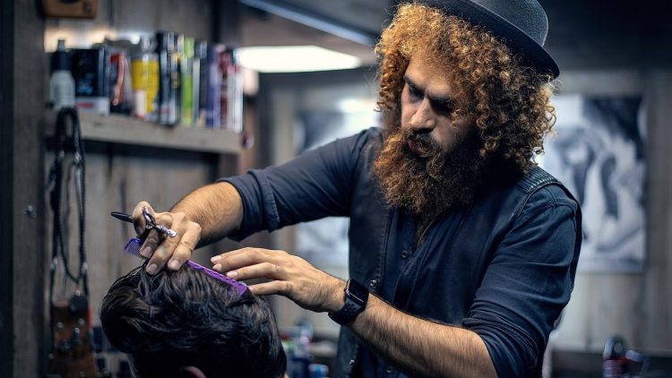 Les bonnes astuces pour entretenir une barbe rousse