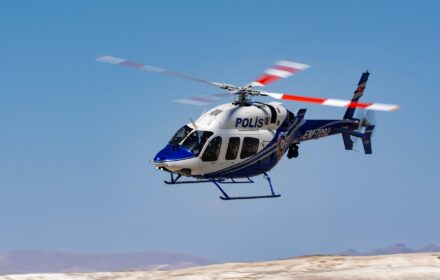 Prenez les commandes : découvrez l’expérience unique d’un stage de pilotage en hélicoptère